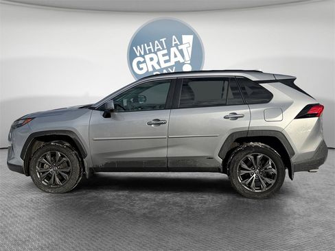 Used 2023 Toyota RAV4 Limited image 7