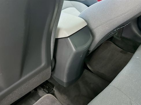 Used 2020 Hyundai Ioniq SEL image 27