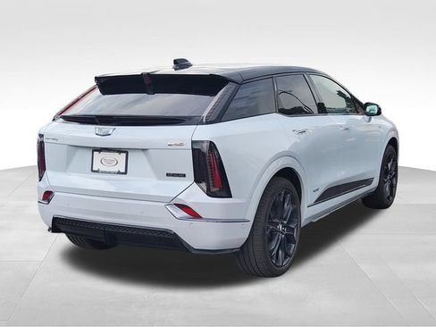 New 2027 Cadillac Optiq V AWD/4WD image 5