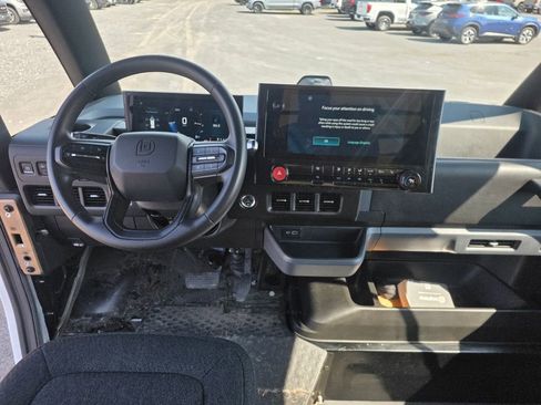 Used 2024 Chevrolet Brightdrop 600 w/ Battery Pack, Max Range AWD/4WD image 5