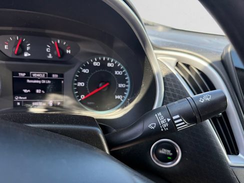 Used 2024 Chevrolet Malibu LT FWD image 3