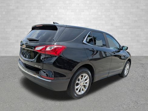 Used 2021 Chevrolet Equinox LT AWD/4WD image 2