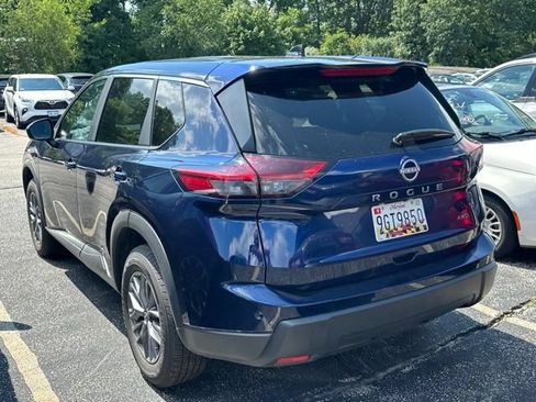 Used 2026 Nissan Rogue SV AWD/4WD image 4