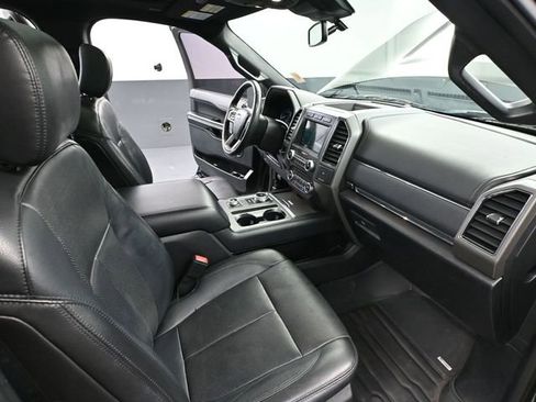 Used 2018 Ford Expedition Max XLT w/ Equipment Group 202A image 30