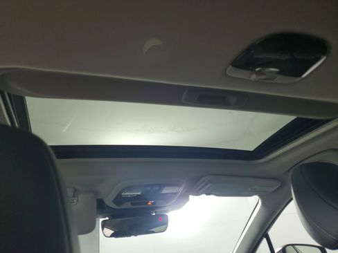 Used 2025 Subaru Crosstrek 2.5i Limited w/ Crosstrek Mirror Package image 16