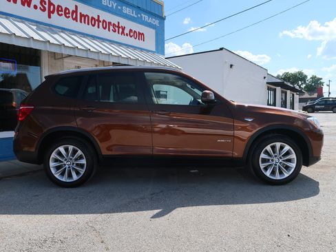 Used 2017 BMW X3 xDrive28i AWD/4WD image 4