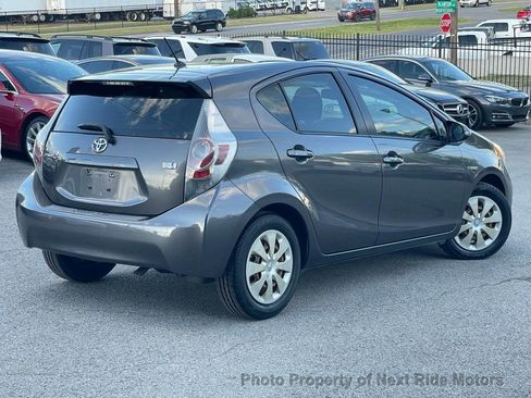Used 2013 Toyota Prius C Two image 2