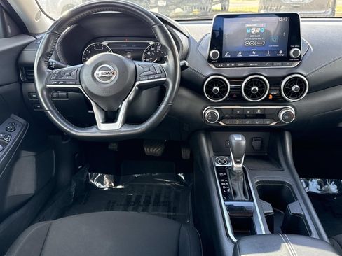 Used 2023 Nissan Sentra SV image 8