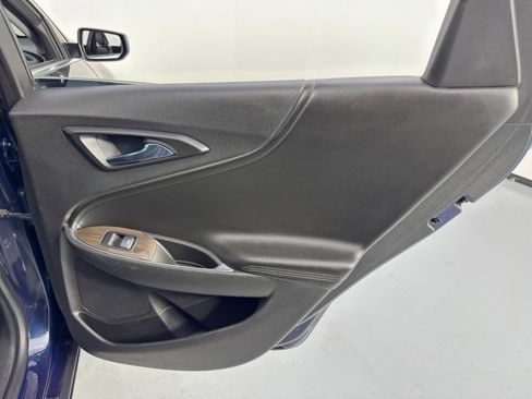 Used 2017 Chevrolet Malibu Premier w/ Premier Sun and Wheel Package image 39