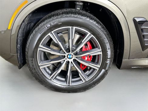 New 2026 BMW X5 xDrive40i w/ M Sport Package image 33