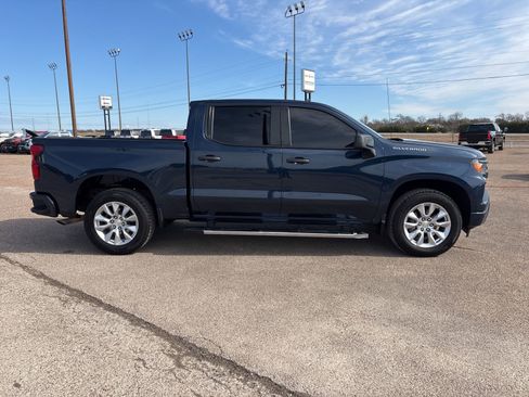 Used 2022 Chevrolet Silverado 1500 Custom image 6