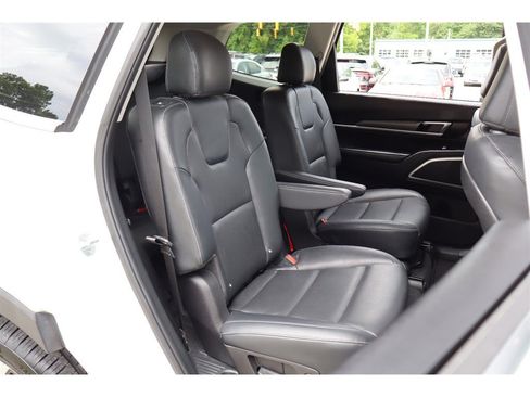 Used 2022 Kia Telluride S FWD image 14