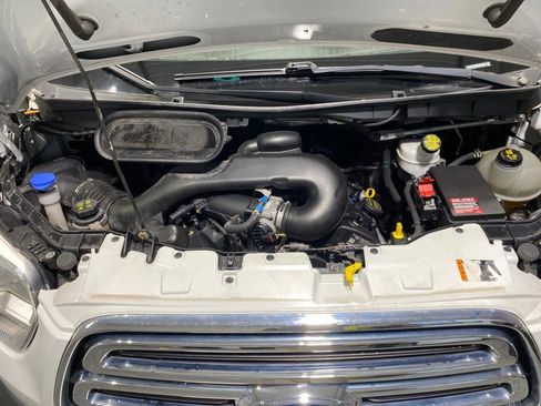 Used 2019 Ford Transit 250 130 Low Roof w/ Exterior Upgrade Package RWD image 24