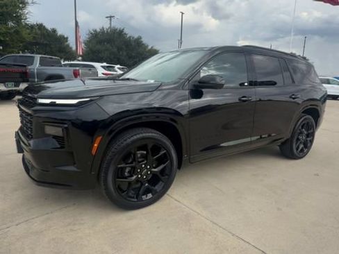 Certified 2026 Chevrolet Traverse RS w/ LPO, Floor Liner Package AWD/4WD image 4