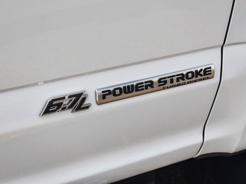 Used 2022 Ford F350 Lariat w/ FX4 Off-Road Package image 10