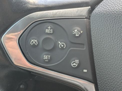 Used 2019 Chevrolet Traverse Premier w/ Driver Confidence II Package image 32