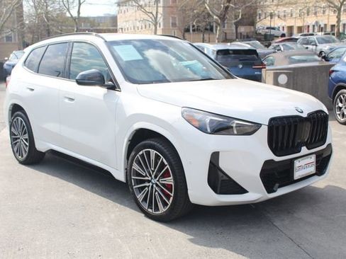 Used 2026 BMW X1 xDrive28i image 1
