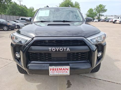 Used 2020 Toyota 4Runner TRD Pro AWD/4WD image 9
