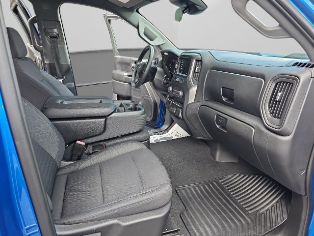 Used 2022 Chevrolet Silverado 1500 Custom Trail Boss w/ LPO, Dark Essentials Package AWD/4WD image 11