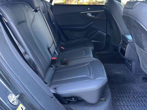 Used 2020 Audi Q8 Prestige image 14