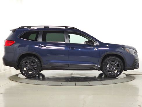 Used 2025 Subaru Ascent Bronze Edition AWD/4WD image 13