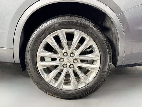 Used 2020 Cadillac XT6 Premium Luxury image 40