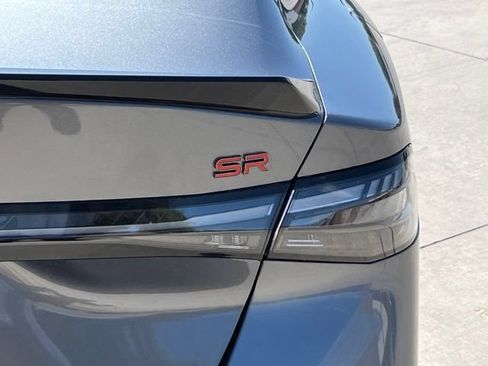Used 2026 Nissan Sentra SR w/ Floor Mat Package FWD image 5