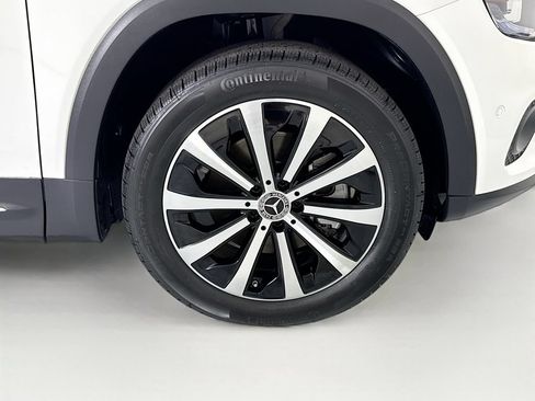 Used 2022 Mercedes-Benz GLB 250 4MATIC image 32