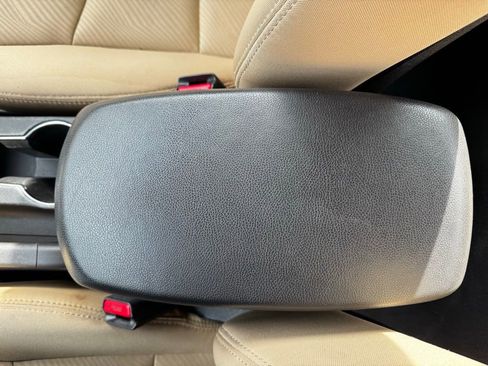 Used 2013 Hyundai Elantra GLS w/ Preferred Pkg image 18