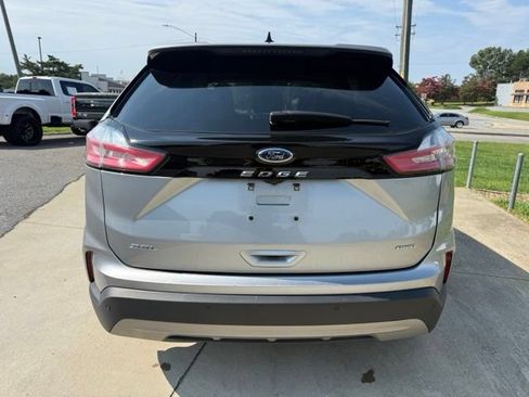 Used 2024 Ford Edge SEL AWD/4WD image 9