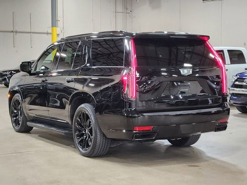 Used 2023 Cadillac Escalade Sport w/ LPO, ONYX Package AWD/4WD image 11