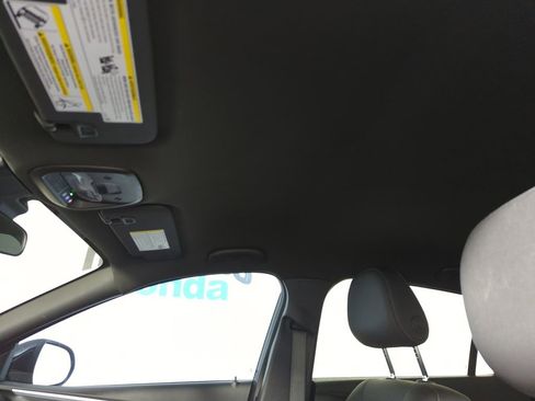 Used 2025 Buick Envista Preferred image 16