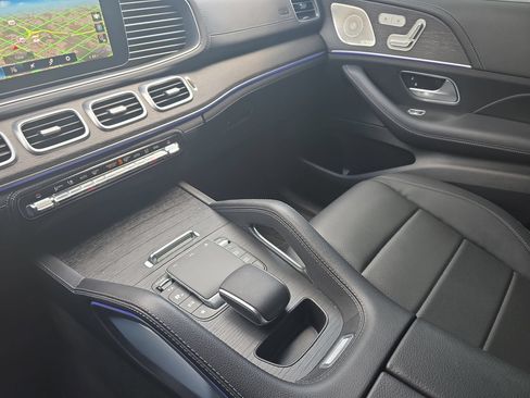 Used 2022 Mercedes-Benz GLE 450 4MATIC image 25