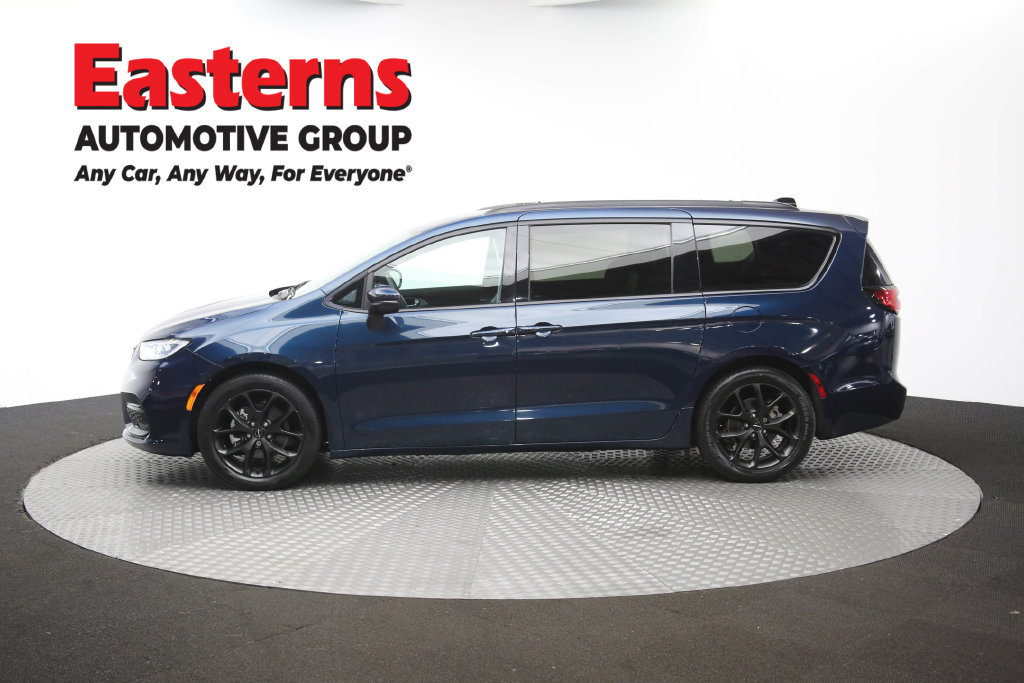 Used 2023 Chrysler Pacifica Touring-L w/ S Appearance Package FWD image 62