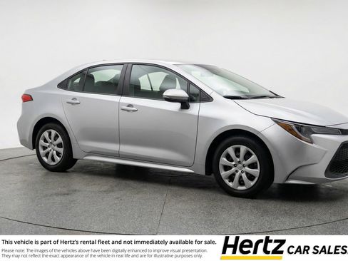 Used 2025 Toyota Corolla LE image 1