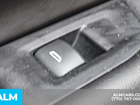 Used 2025 Chevrolet Suburban Z71 AWD/4WD image 51