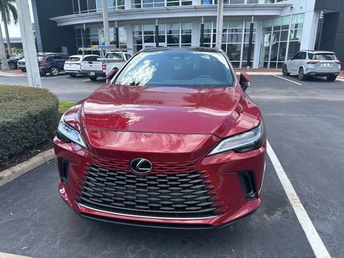 Used 2025 Lexus RX 350 AWD w/ Convenience Package image 2