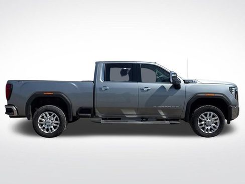 Used 2024 GMC Sierra 2500 SLT w/ SLT Premium Package AWD/4WD image 13