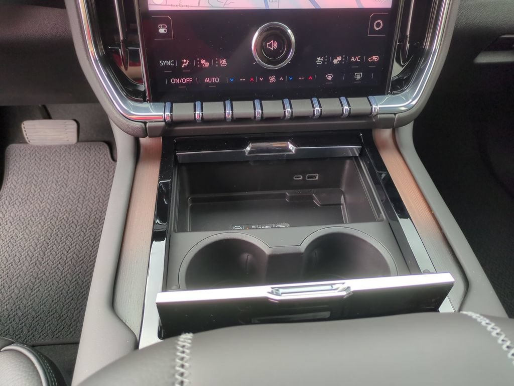 New 2026 GMC Yukon XL Denali w/ Denali Reserve Package AWD/4WD image 14