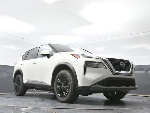 Used 2023 Nissan Rogue SV AWD/4WD image 50