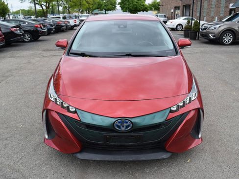Used 2018 Toyota Prius Prime Premium FWD image 3