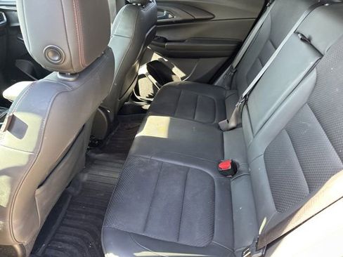 Used 2022 Chevrolet TrailBlazer RS w/ Sun and Liftgate Package image 16