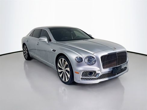 Certified 2022 Bentley Flying Spur V8 image 1