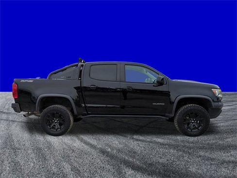 Used 2019 Chevrolet Colorado ZR2 w/ ZR2 Midnight Special Edition image 3