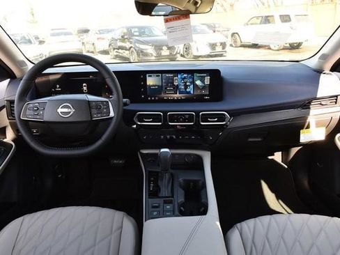 New 2026 Nissan Sentra SL image 8