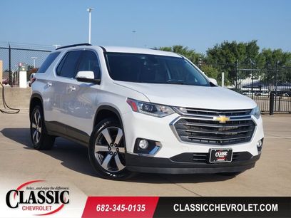 Used 2021 Chevrolet Traverse LT w/ LT Premium Package