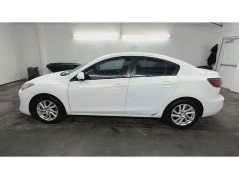Used 2012 MAZDA MAZDA3 i Touring image 5