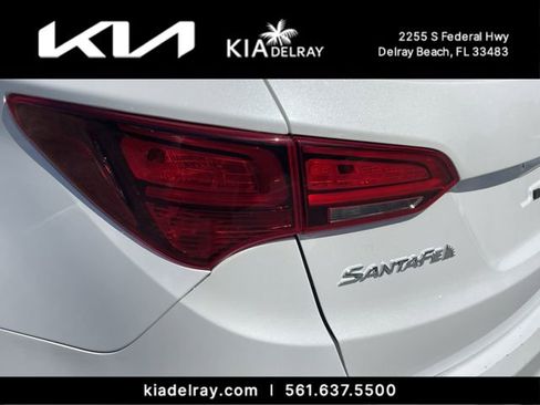 Used 2018 Hyundai Santa Fe Sport image 7