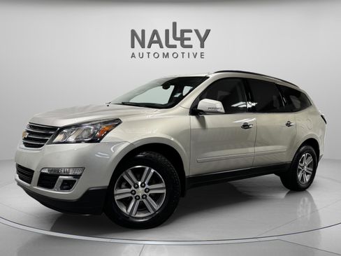 Used 2016 Chevrolet Traverse LT image 1