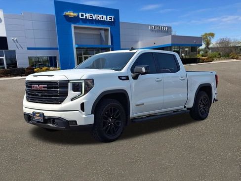 Used 2022 GMC Sierra 1500 Elevation w/ Elevation Premium Package AWD/4WD image 34